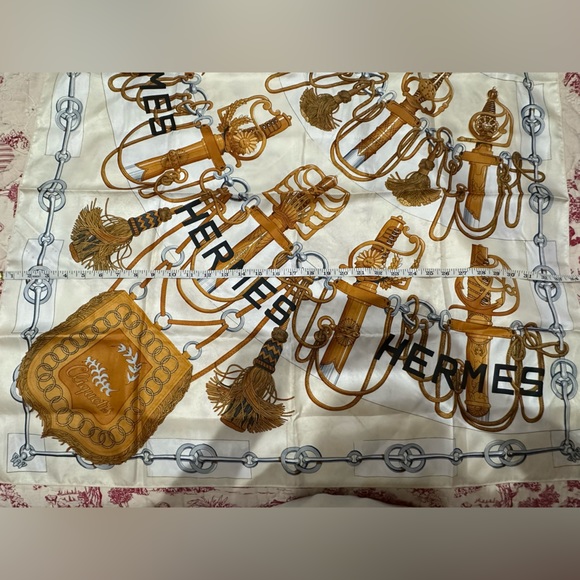 Hermes Special Edition Cliquetis Rare Scarf - Picture 5 of 7